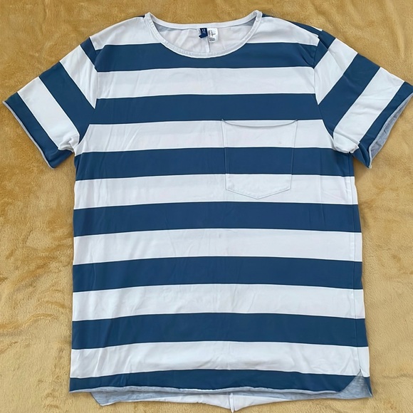 H&M Other - Men’s H&M Divided Tee Shirt size XL